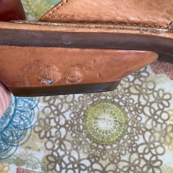 Enzo Angiolini Leather Sandals - Picture 7 of 7